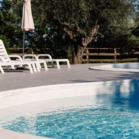 Del Picchio Bed & Breakfast *